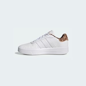 zapatillas-adidas-court-plataforma-GW9786-color blanco con borde color marron