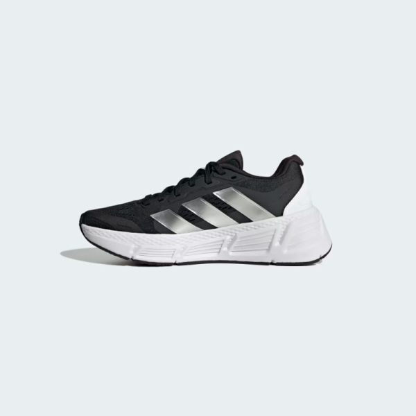 zapatillas-adidas-questar-IF2238-openshopperu-color negro color carbon